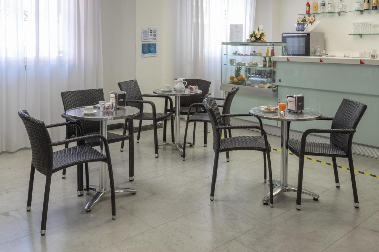 Club House Aparthotel Cattolica