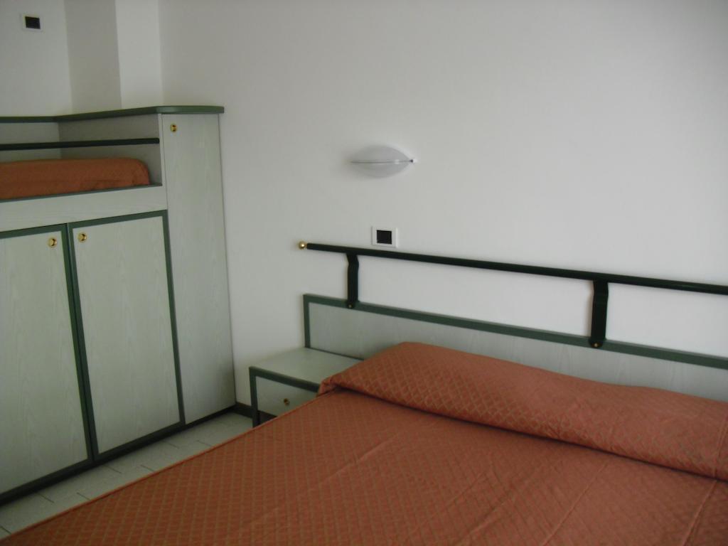 Club House Aparthotel